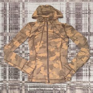 Camouflage lululemon Zip-Up define jacket